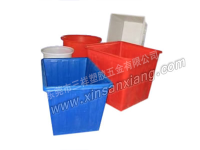 化工(gōng)桶K型<br>采用(yòng)進口PE原料一次成型 良好的衛生性和耐腐蝕性